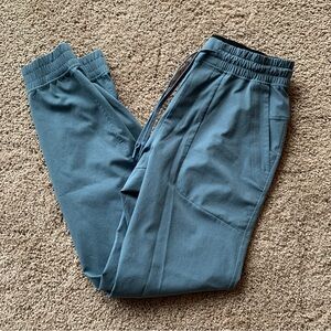 Lululemon Mens ABC Jogger Ventlight Medium Blue Mesh 30" Inseam Pockets M5AGVS